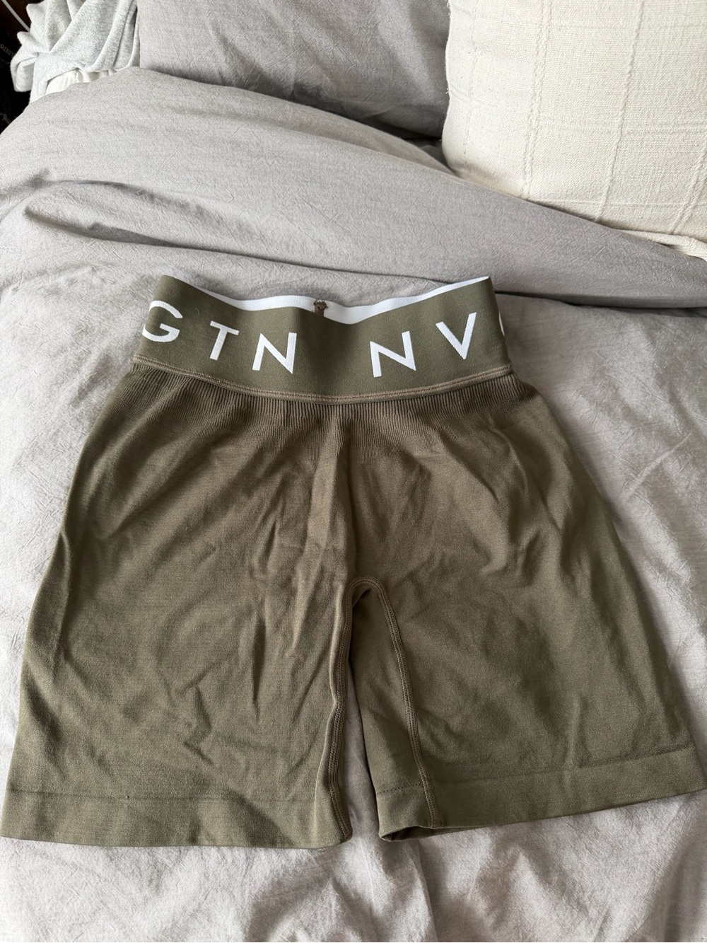 NVGTN seamless shorts